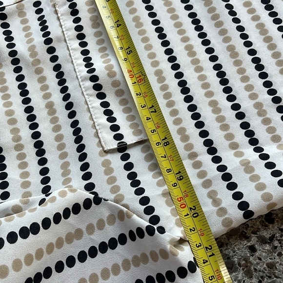 Calvin Klein women’s M Blush & black polka dot on cream blouse longsleeve v-neck - Picture 9 of 13